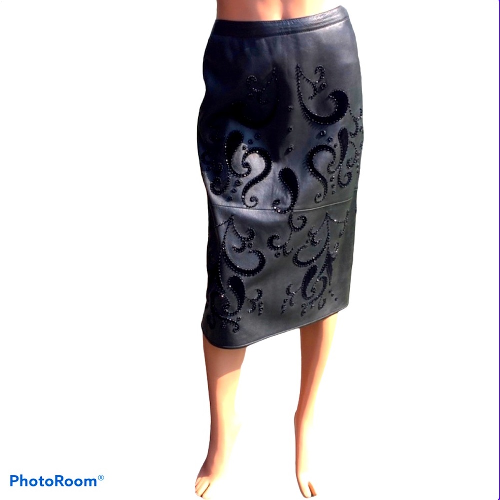 Vintage Valentino Boutique Lamb Leather Skirt 🖤